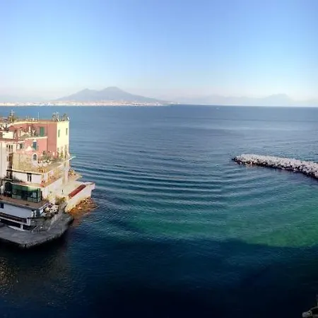 Napoli sospesi tra cielo e mare-3